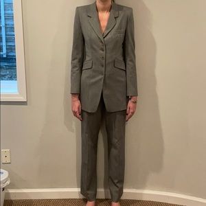 Vertigo Paris Gray Fitted Suit